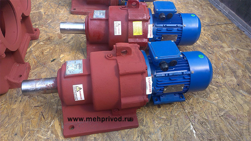 Волновые мотор-редукторы